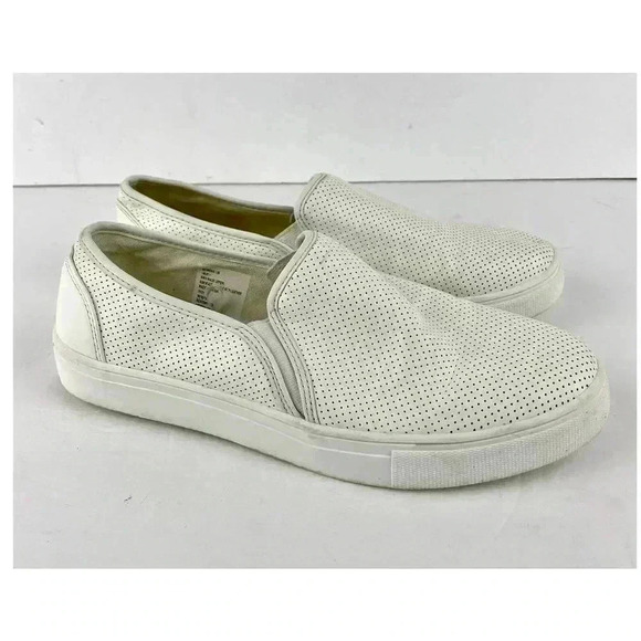White Perforated Slip On Casual Shoes Sz 10 B Magellan Outdoors Women's - Picture 9 of 9